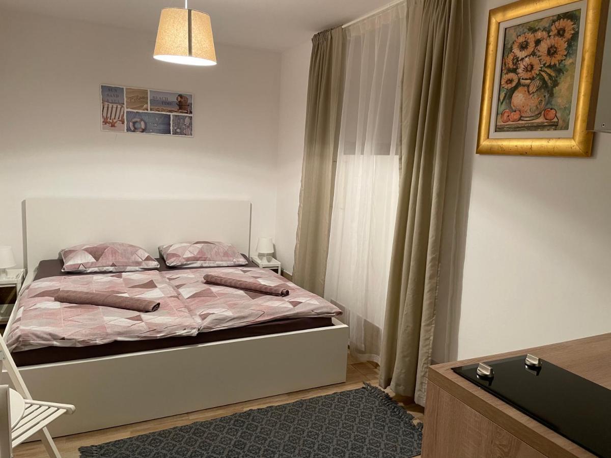 Nine Sveti Juraj Hotel Екстериор снимка