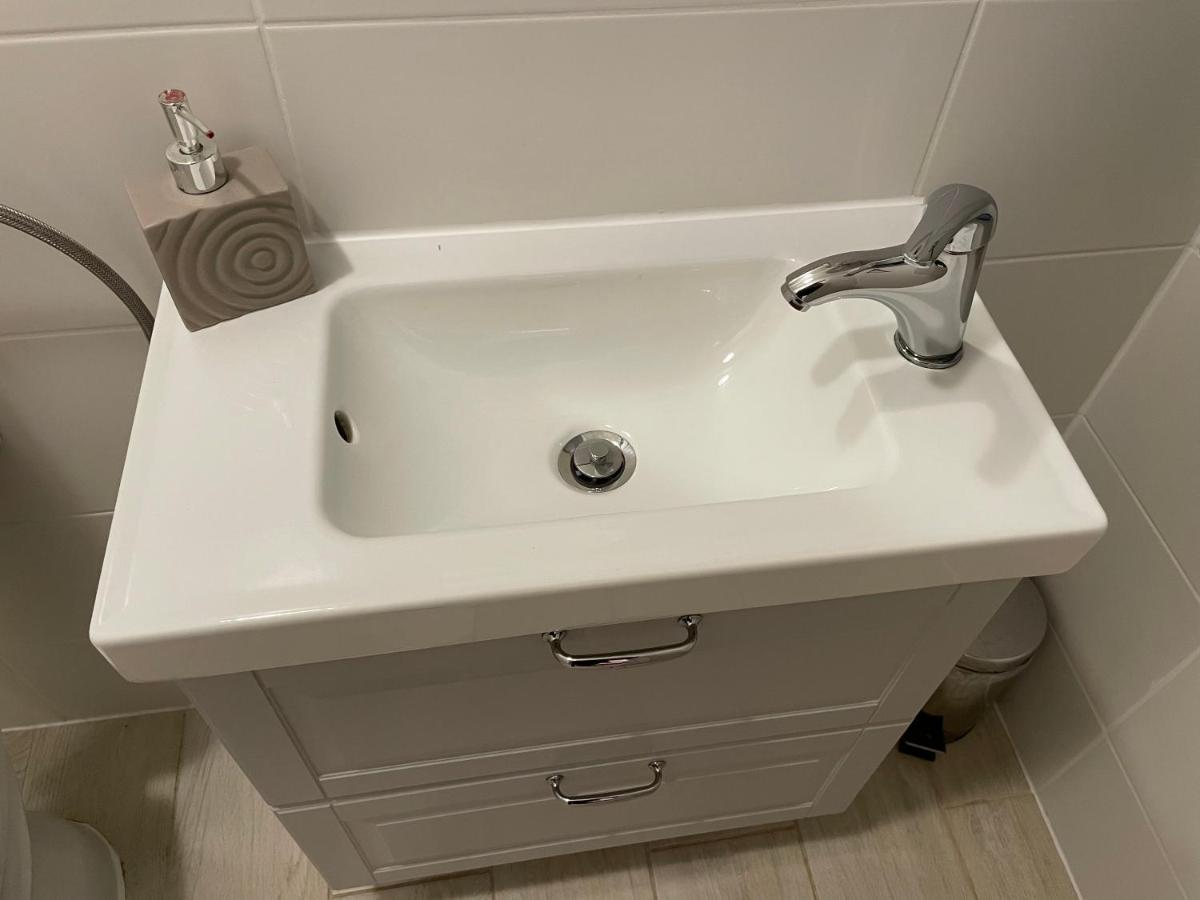 Nine Sveti Juraj Hotel Екстериор снимка